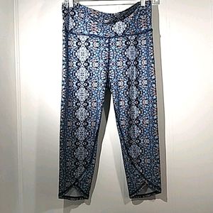 Physique by Gypsy Blue Pink Capri Leggings Large